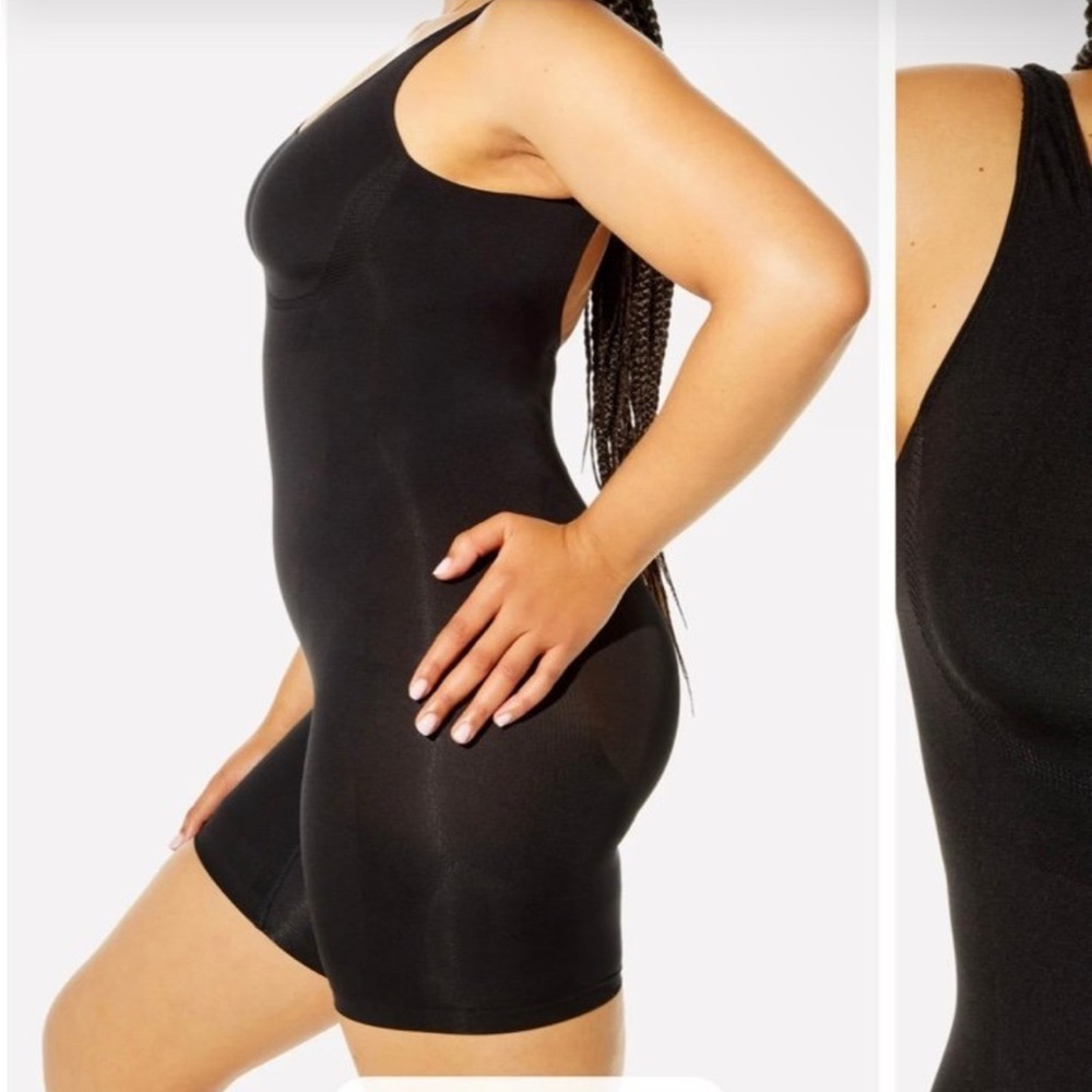 Yitty/Fabletics Nearly Naked Shaping Mid Thigh Bodysuit M/L - Picture 3 of 7